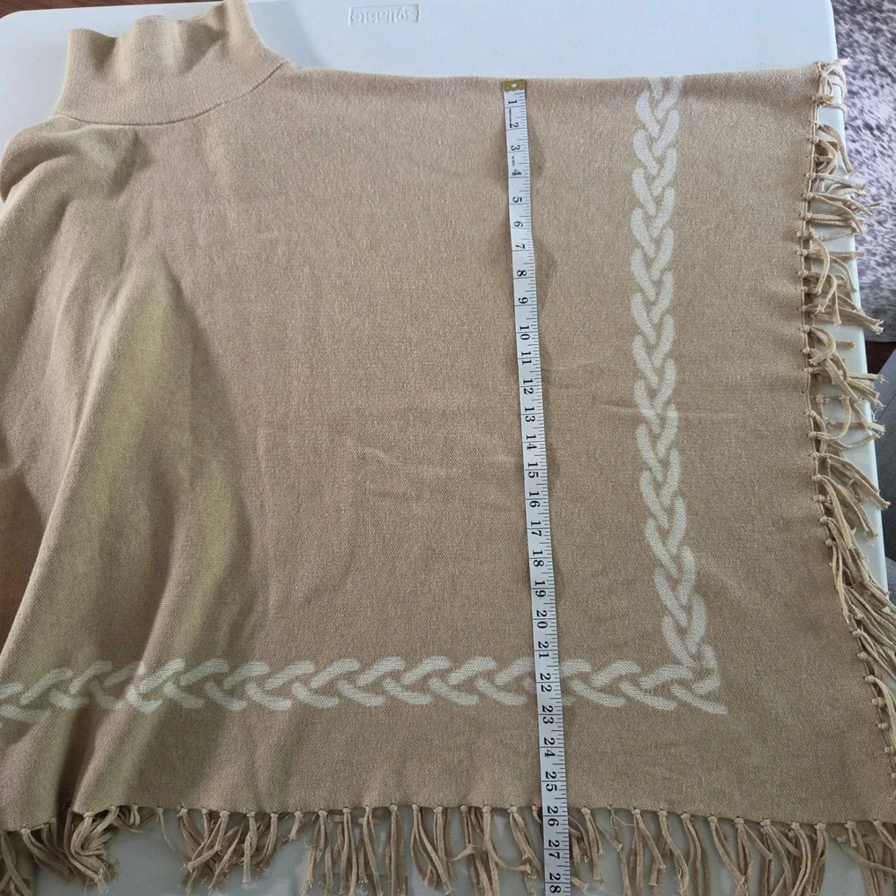 J.McLaughlin Tan Beige Mock Neck Fringe Poncho Chain Link Border One Size